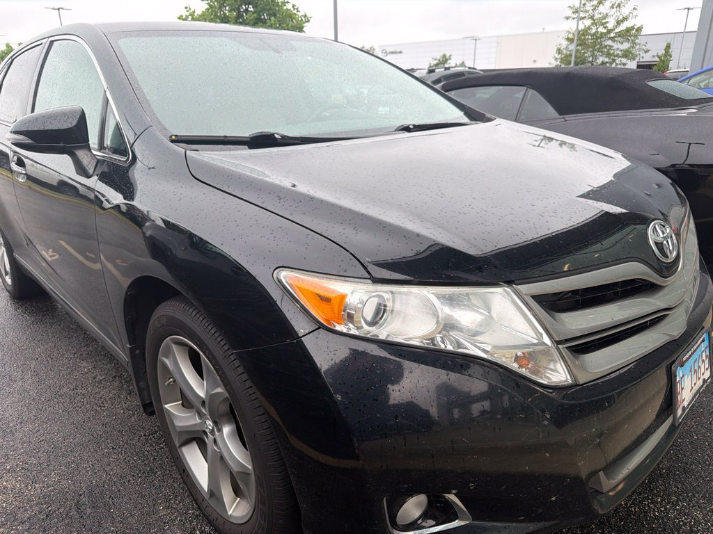 Used 2013 Toyota Venza XLE w/ XLE Premium Pkg AWD/4WD image 12