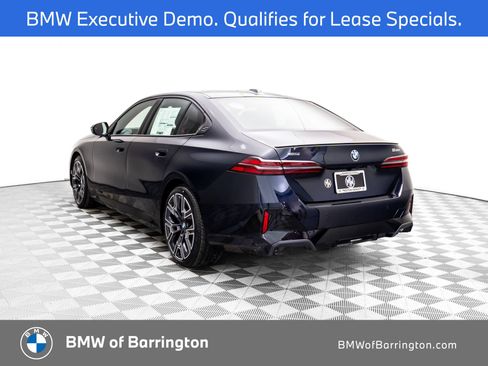 Certified 2026 BMW 530i xDrive w/ M Sport Package AWD/4WD image 3