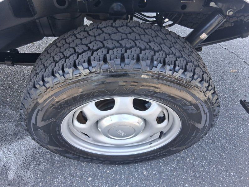 Used 2019 Ford F150 XL w/ Equipment Group 101A Mid RWD image 16