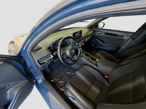 Certified 2025 Honda Civic Sport image 9