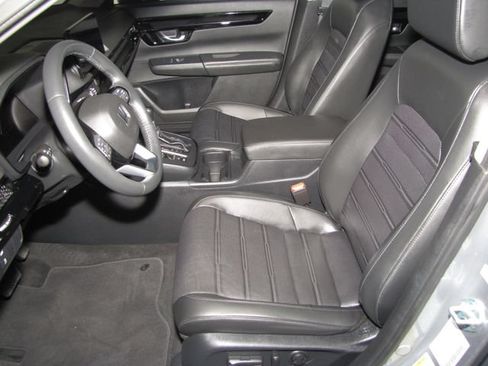 Certified 2024 Honda CR-V EX-L image 9