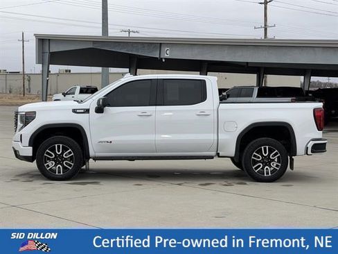 Certified 2024 GMC Sierra 1500 AT4 w/ Technology Package AWD/4WD image 7