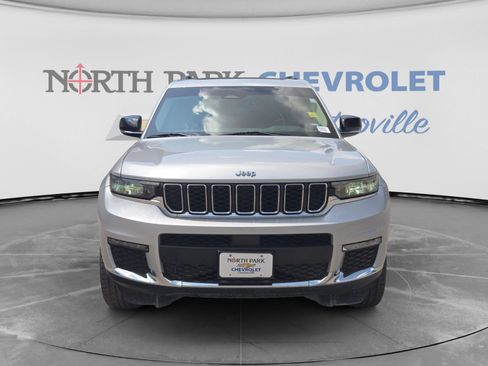 Used 2021 Jeep Grand Cherokee L Limited w/ MOPAR Finishing Package AWD/4WD image 8