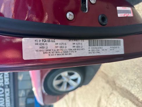 Used 2018 Dodge Challenger SXT RWD image 13