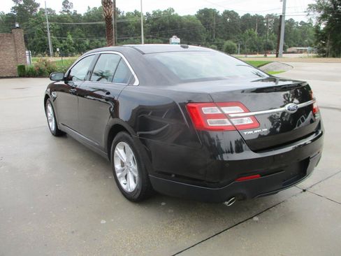 Used 2013 Ford Taurus SEL FWD image 9