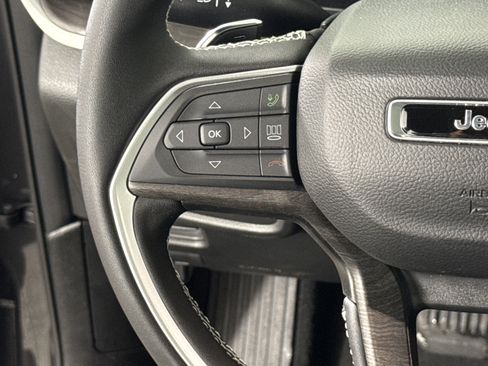 New 2026 Jeep Grand Cherokee L Limited AWD/4WD image 17