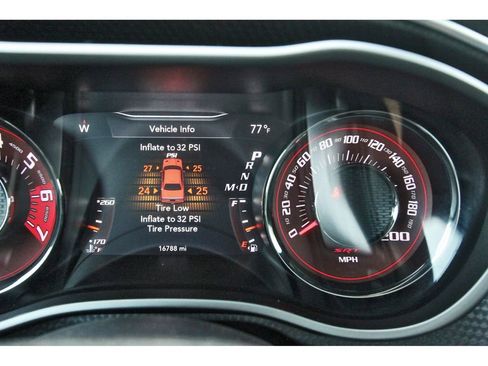 Used 2019 Dodge Challenger SRT Hellcat w/ Widebody Package RWD image 16