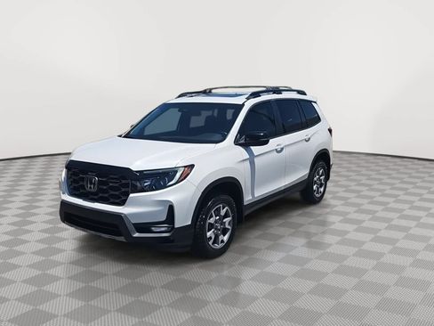 Certified 2023 Honda Passport TrailSport image 4