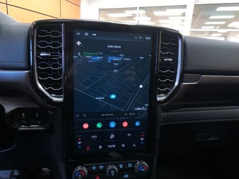 New 2025 Ford Ranger Lariat w/ Black Appearance Package image 16