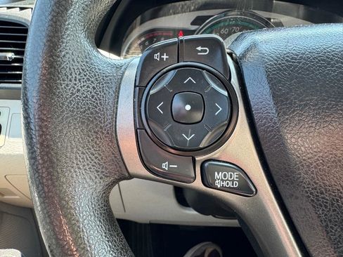 Used 2013 Toyota Venza LE FWD image 12