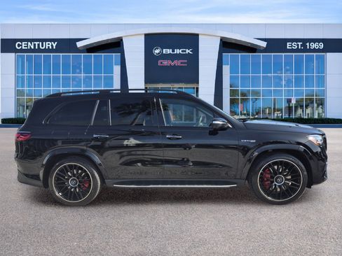 Used 2025 Mercedes-Benz GLS 63 AMG 4MATIC image 3