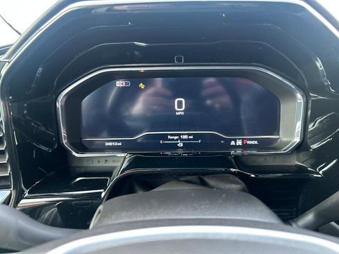 Used 2024 GMC Sierra 3500 SLE image 14