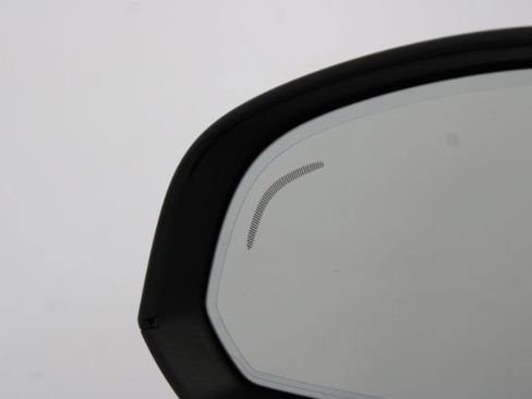 Used 2019 Volvo XC40 T4 R-Design FWD image 12