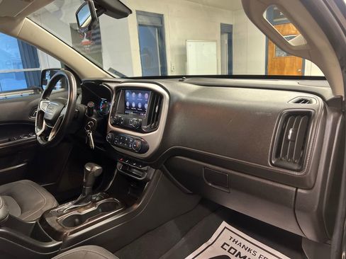 Used 2019 GMC Canyon SLE image 41