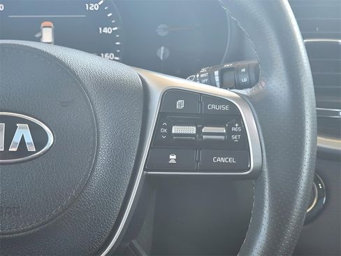 Used 2019 Kia Sorento SX image 50