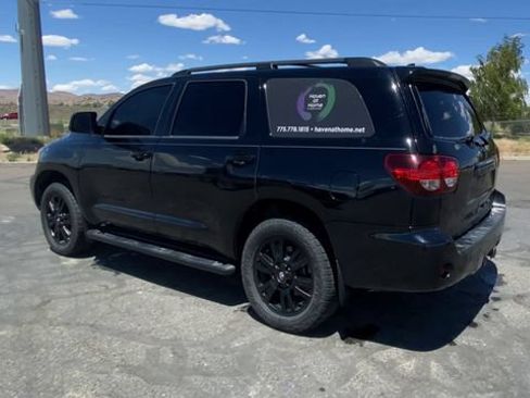 Used 2020 Toyota Sequoia TRD Sport w/ TRD Sport Premium Package AWD/4WD image 6