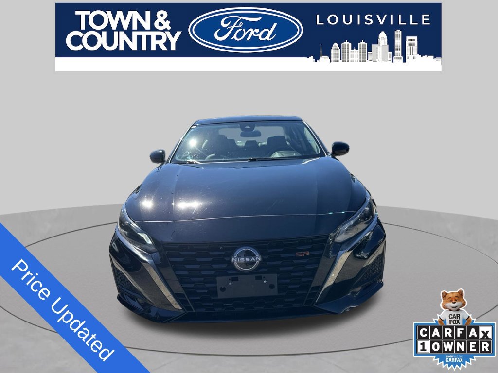 Used 2024 Nissan Altima 2.5 SR w/ SR Premium Package FWD image 1