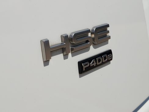 Used 2020 Land Rover Range Rover HSE image 11