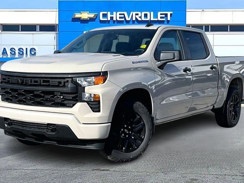 New 2026 Chevrolet Silverado 1500 Custom image 2