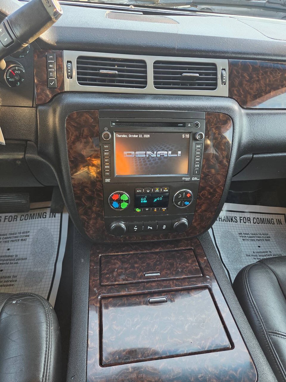 Used 2013 GMC Yukon Denali RWD image 9