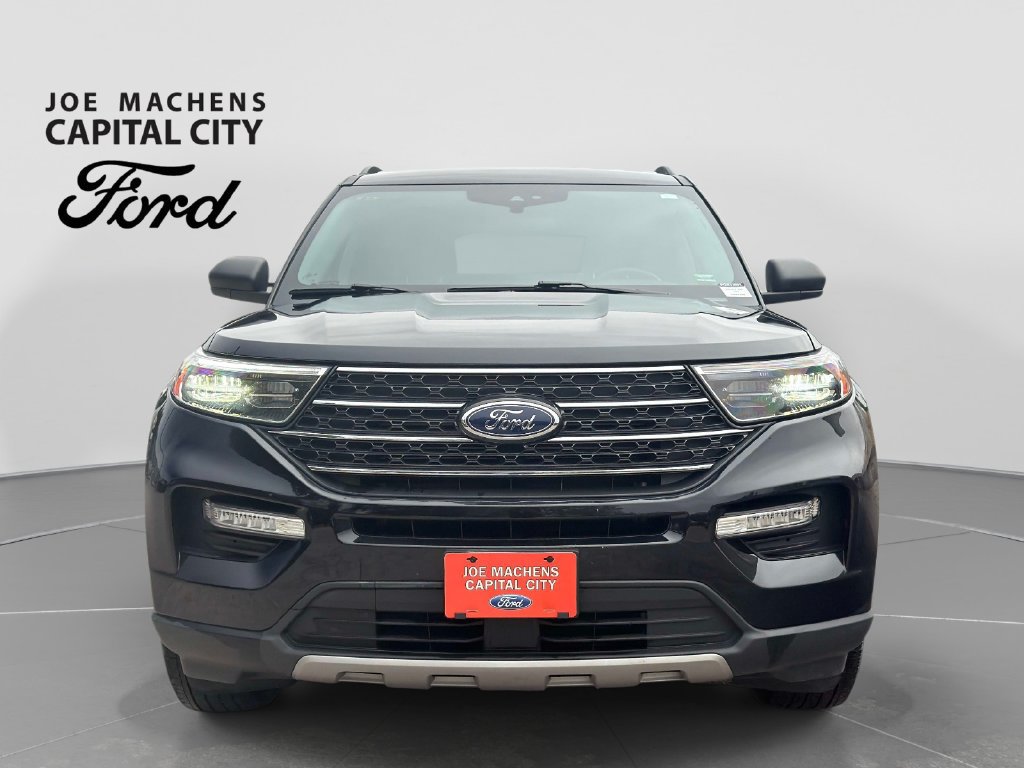 Used 2023 Ford Explorer XLT w/ Equipment Group 202A AWD/4WD image 10