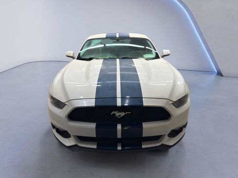 Used 2017 Ford Mustang Coupe RWD image 2
