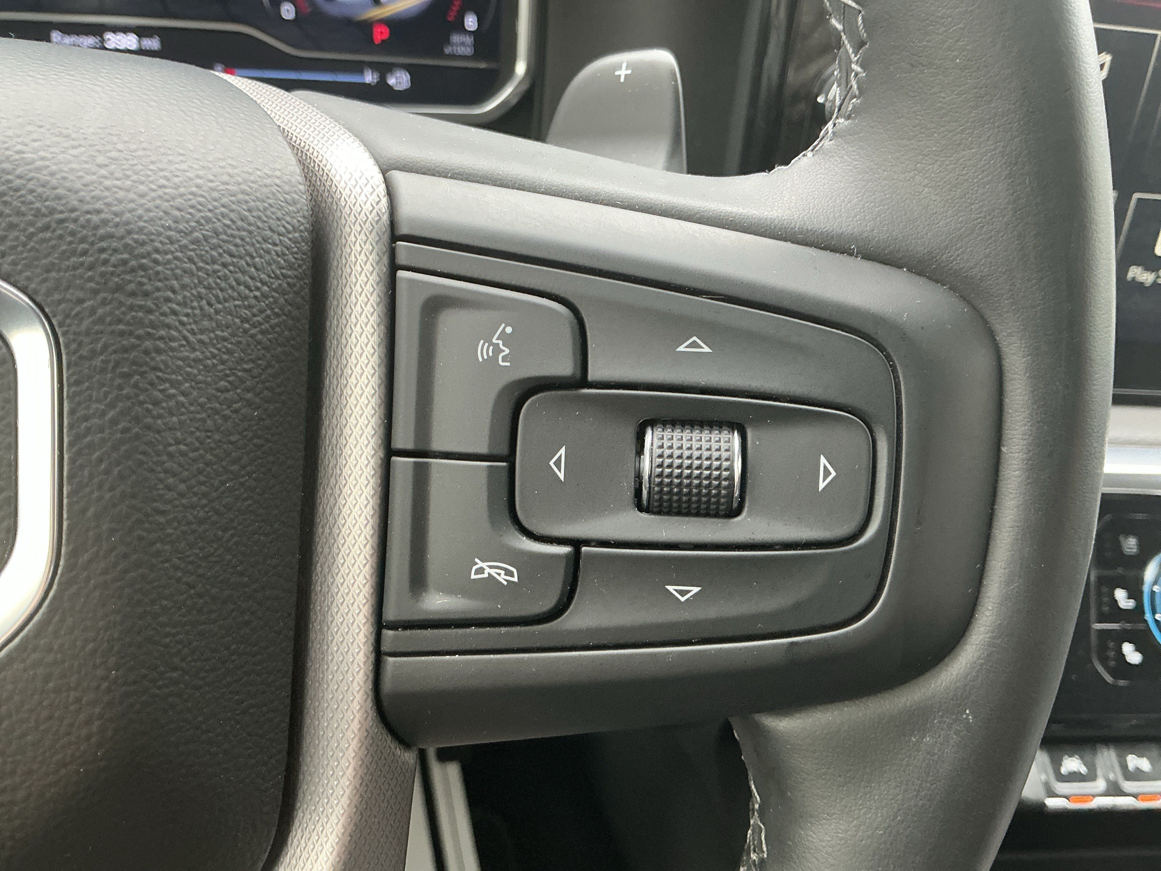Used 2025 GMC Sierra 1500 Denali w/ Denali Reserve Package AWD/4WD image 18