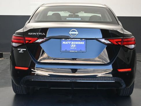 Used 2025 Nissan Sentra S FWD image 16