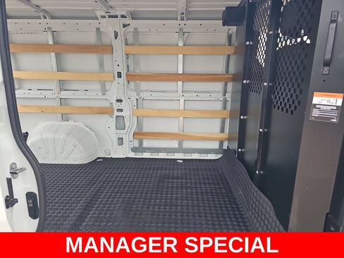 Used 2025 RAM ProMaster 2500 w/ U-Haul Equipment Group FWD image 11