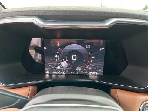 Used 2023 GMC Canyon AT4 image 15