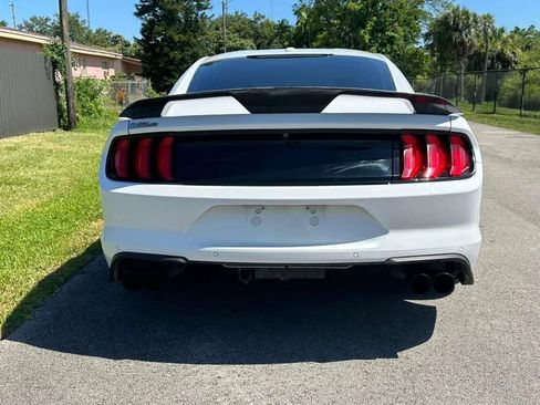 Used 2019 Ford Mustang GT Premium RWD image 5