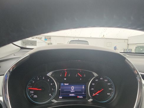 Used 2019 Chevrolet Equinox LT FWD image 13