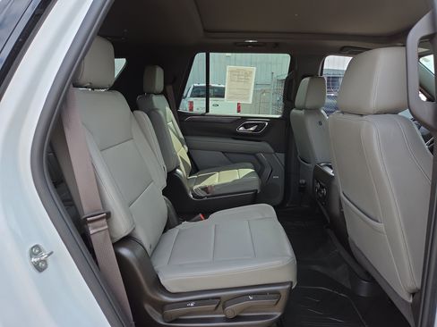 Used 2023 Chevrolet Tahoe Z71 AWD/4WD image 16