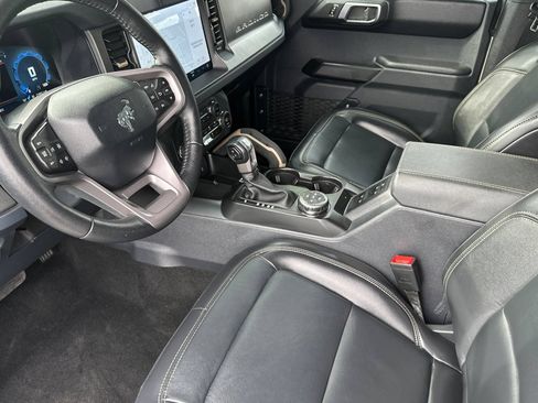 Used 2025 Ford Bronco Badlands AWD/4WD image 10