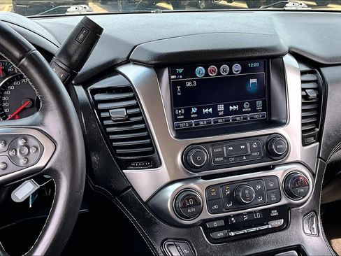 Used 2018 Chevrolet Tahoe LT image 7