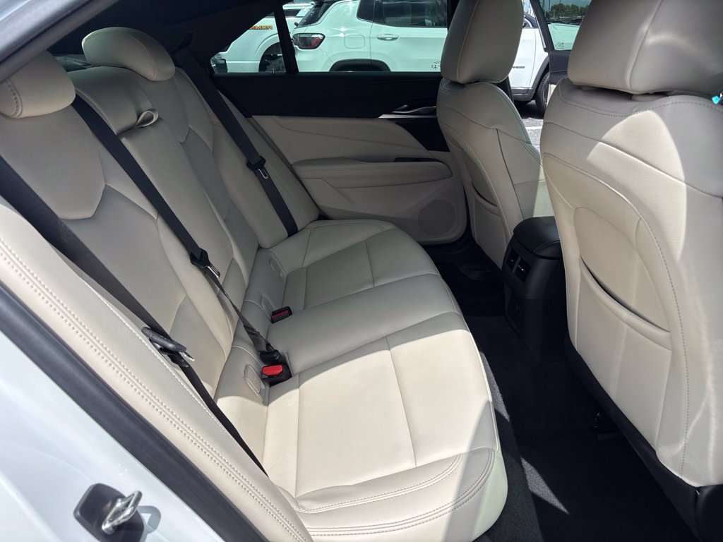 Used 2020 Cadillac CT4 Luxury w/ Sun And Sound Package RWD image 35