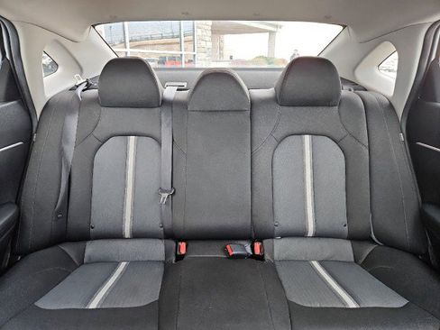 Used 2022 Hyundai Sonata SE image 19