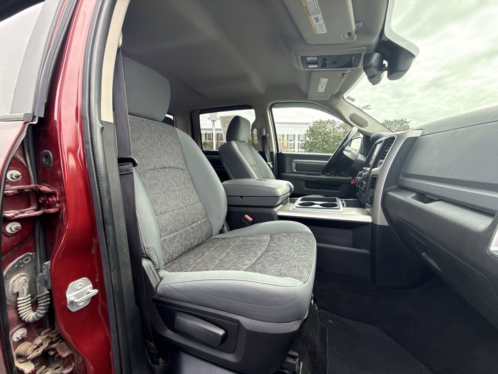 Used 2015 RAM 1500 Big Horn AWD/4WD image 26