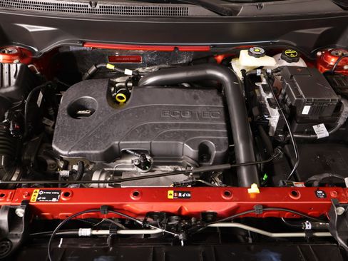 Used 2024 GMC Terrain SLE w/ Driver Convenience Package image 19