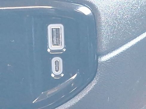 Certified 2024 Chevrolet Silverado 2500 LT image 47