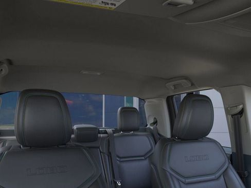 New 2026 Ford Maverick Lobo AWD/4WD image 12
