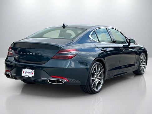 Used 2024 Genesis G70 2.5T image 5