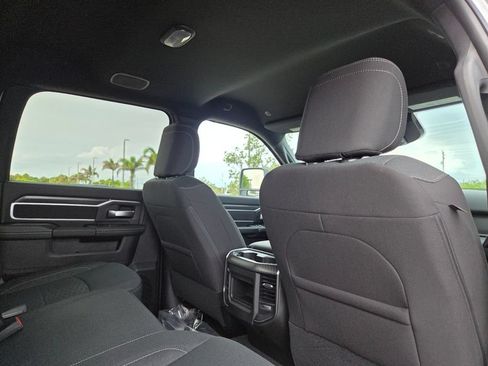 New 2026 RAM 2500 Big Horn AWD/4WD image 17