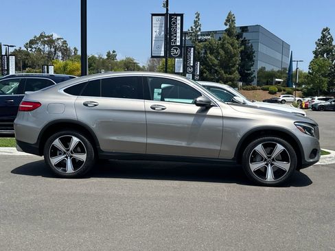Used 2019 Mercedes-Benz GLC 300 4MATIC Coupe image 2