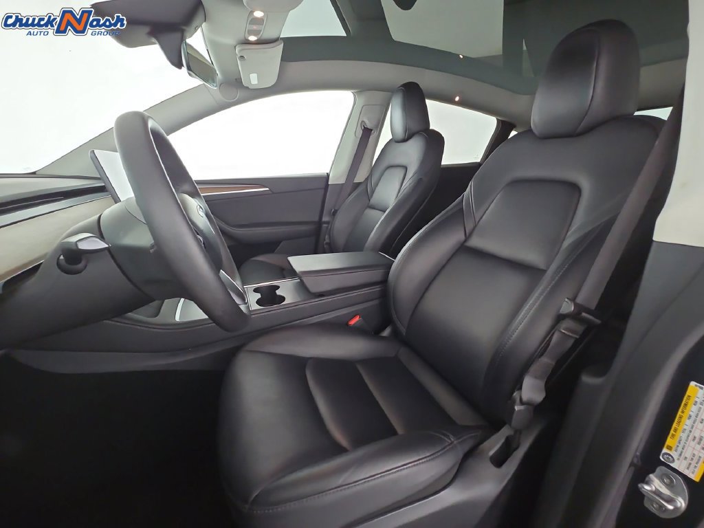Used 2024 Tesla Model Y 2WD image 22