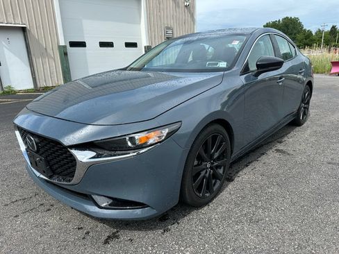 Used 2023 MAZDA MAZDA3 s FWD image 9