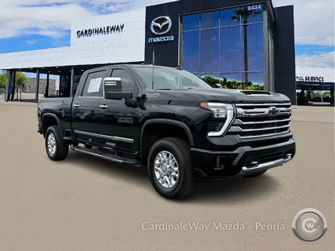 Used 2024 Chevrolet Silverado 3500 High Country image 11