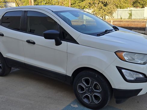 Used 2018 Ford EcoSport S image 11