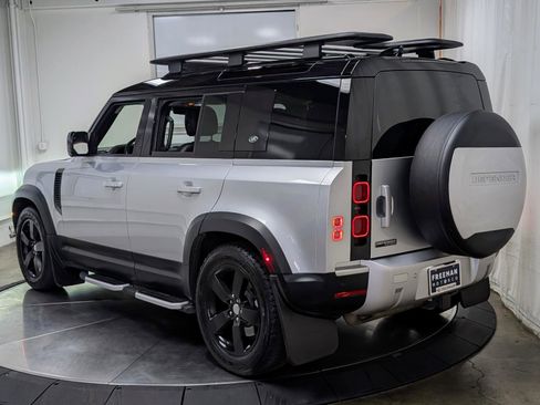 Used 2020 Land Rover Defender 110 First Edition AWD/4WD image 7