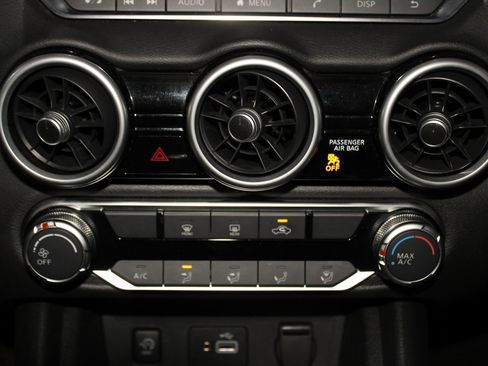 Used 2024 Nissan Sentra S image 18